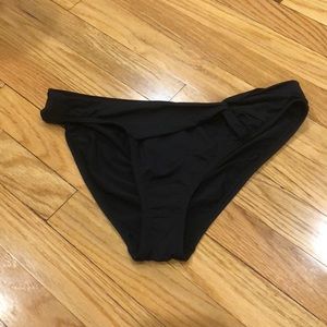 Tommy Bahama Twist Front Hipster Bikini Bottom